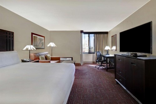 DoubleTree by Hilton Phoenix- Tempe - image 14