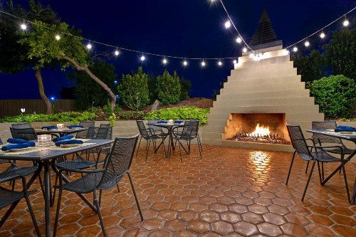 DoubleTree by Hilton Phoenix- Tempe - image 3
