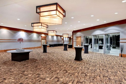 DoubleTree by Hilton Phoenix- Tempe - image 5