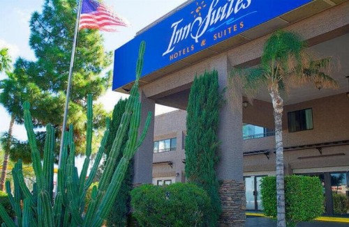 Hotel Tempe/Phoenix Airport InnSuites Hotel & Suites - image 7