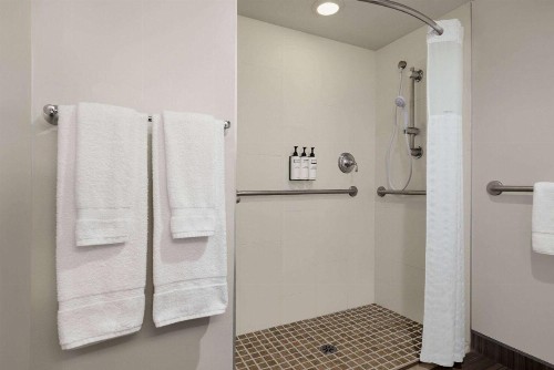 Sheraton Phoenix Airport Hotel Tempe - image 26