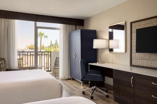 Sheraton Phoenix Airport Hotel Tempe - image 31