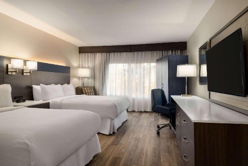 Sheraton Phoenix Airport Hotel Tempe - image 4
