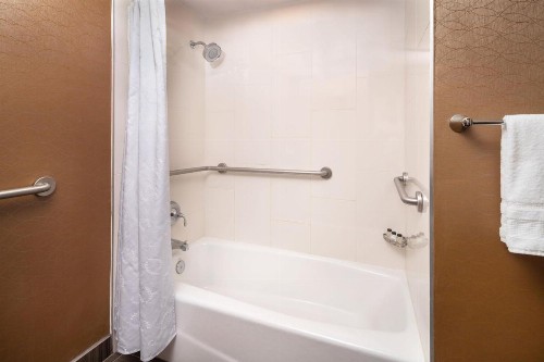 Sheraton Phoenix Airport Hotel Tempe - image 40