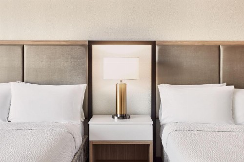 SpringHill Suites Phoenix Tempe Airport - image 21