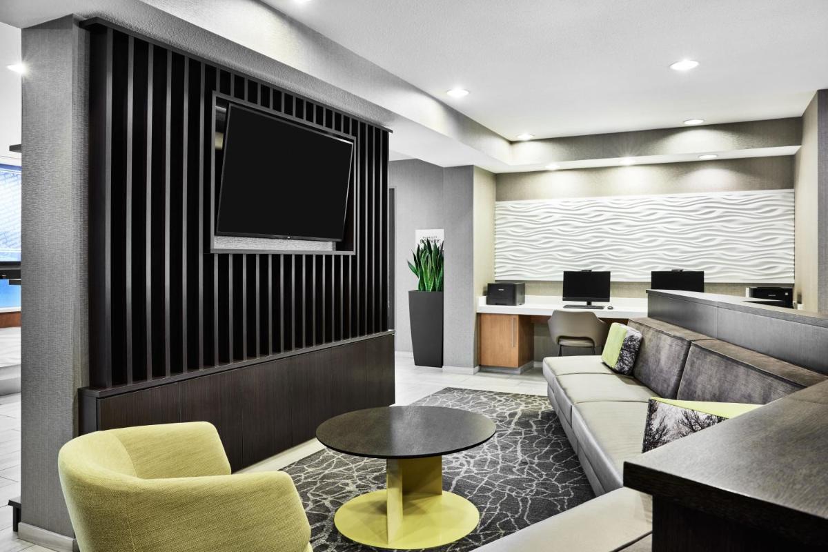 SpringHill Suites Phoenix Tempe Airport - image 4