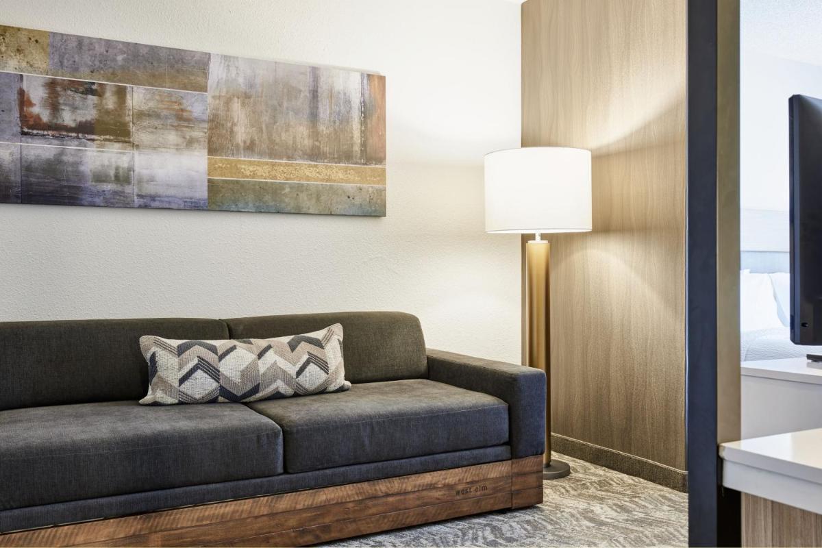 SpringHill Suites Phoenix Tempe Airport - image 6