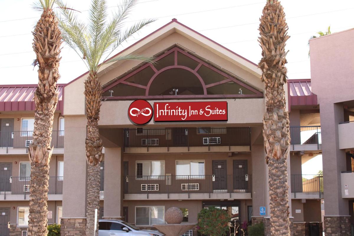 Ramada by Wyndham Tempe/At Arizona Mills Mall - main image