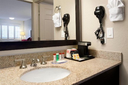 Ramada by Wyndham Tempe/At Arizona Mills Mall - image 18