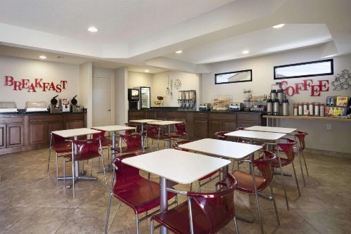 Ramada by Wyndham Tempe/At Arizona Mills Mall - image 19