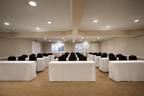 Ramada by Wyndham Tempe/At Arizona Mills Mall - image 20