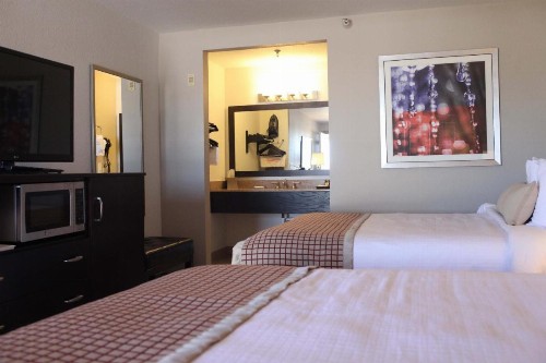Ramada by Wyndham Tempe/At Arizona Mills Mall - image 30