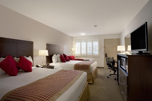 Ramada by Wyndham Tempe/At Arizona Mills Mall - image 6