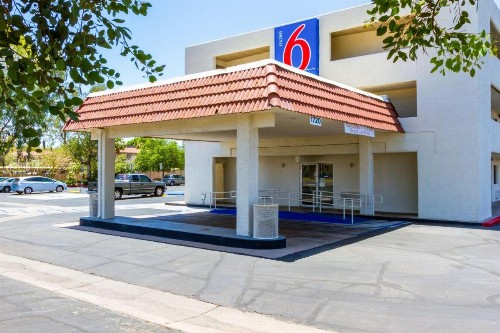 Motel 6-Tempe AZ - Phoenix - Priest Dr - image 42