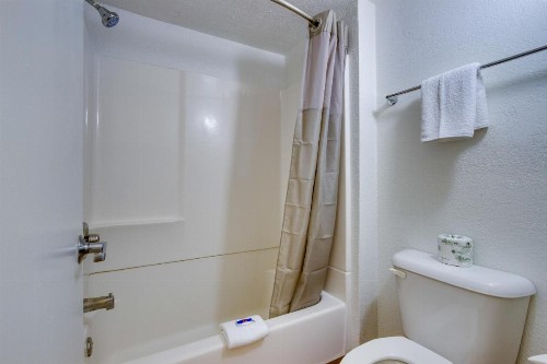 Motel 6-Tempe AZ - Scottsdale South - image 11