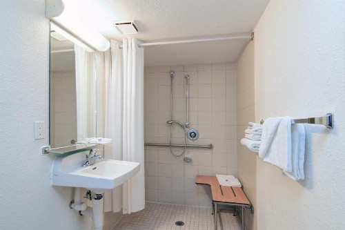 Motel 6-Tempe AZ - Broadway - ASU - image 12