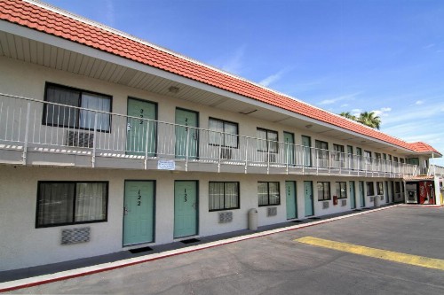 Motel 6-Tempe AZ - Broadway - ASU - image 16