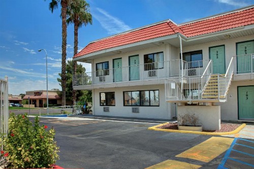 Motel 6-Tempe AZ - Broadway - ASU - image 2