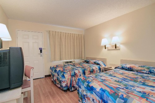 Motel 6-Tempe AZ - Broadway - ASU - image 20