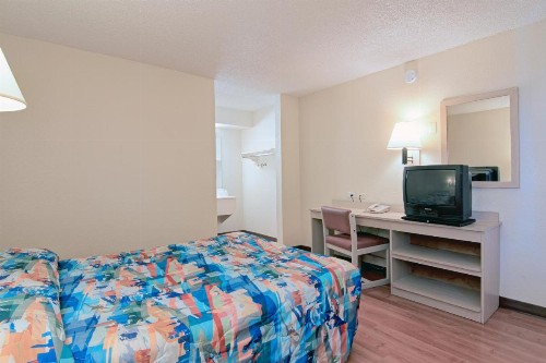 Motel 6-Tempe AZ - Broadway - ASU - image 23