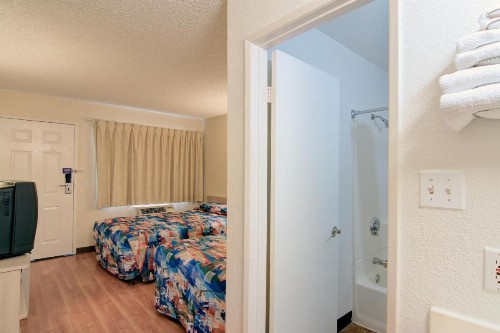 Motel 6-Tempe AZ - Broadway - ASU - image 7