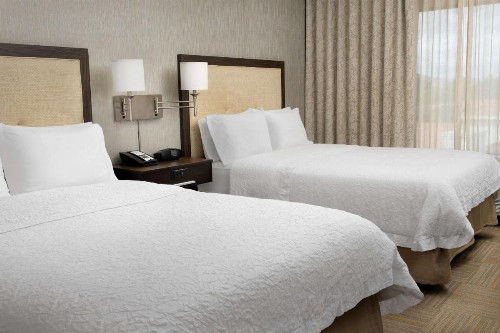 Hampton Inn & Suites Phoenix/Tempe - image 17