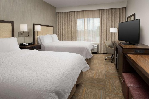 Hampton Inn & Suites Phoenix/Tempe - image 8