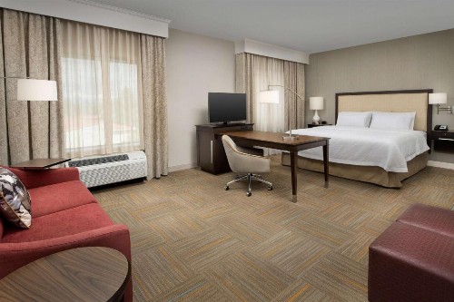 Hampton Inn & Suites Phoenix/Tempe - image 9