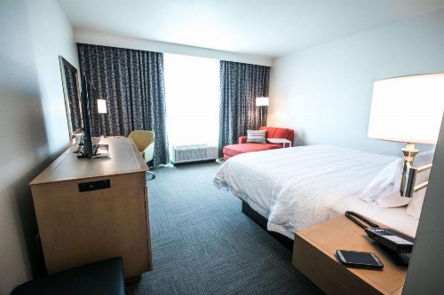 Hampton Inn & Suites Tempe/Phoenix Airport Az - image 39