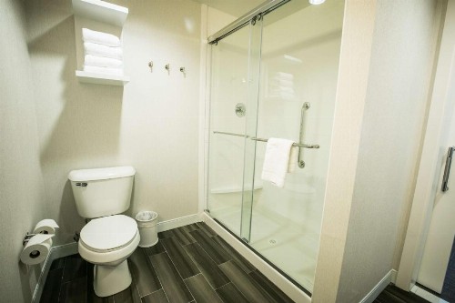 Hampton Inn & Suites Tempe/Phoenix Airport Az - image 7