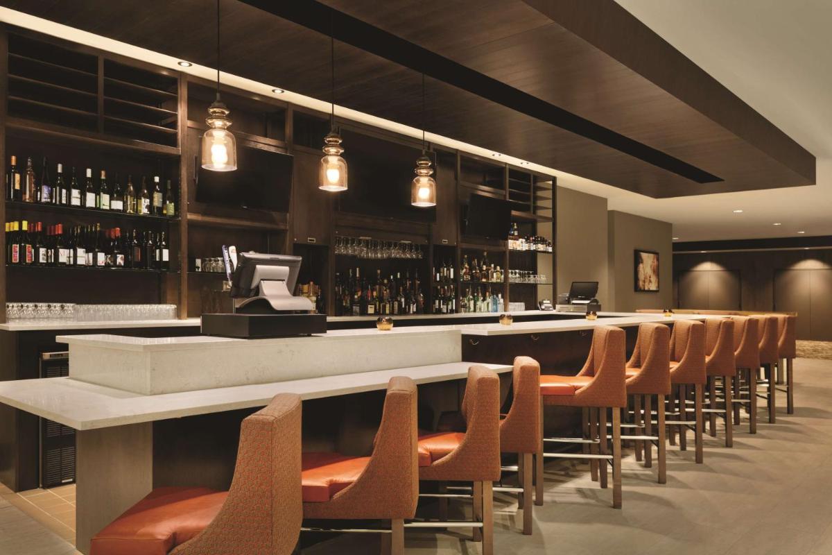 Hilton Garden Inn Phoenix-Tempe University Research Park Az - image 7