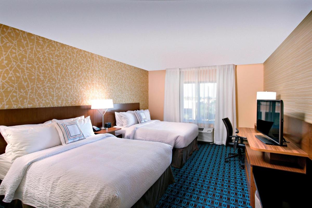 Fairfield Inn & Suites by Marriott Phoenix Tempe/Airport - image 6