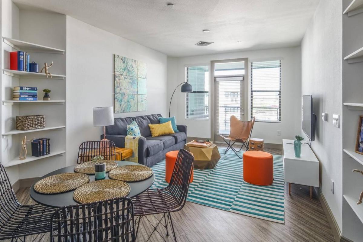 Lavish 2BR on Tempe Town Lake #4032 by WanderJaunt - main image