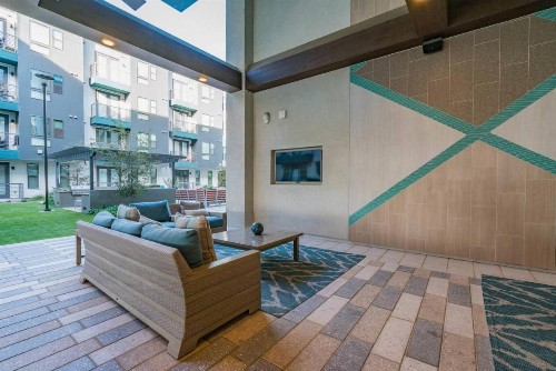 Modern 1BR on the Lake #4035 by WanderJaunt - image 10