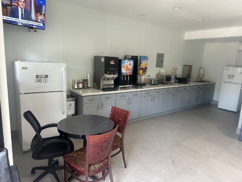 Garden Inn San Gabriel - image 8