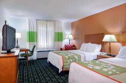 Fairfield Inn and Suites by Marriott Tampa North - image 5