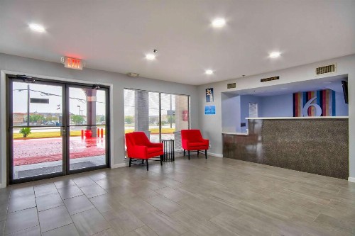 Americas Best Value Inn And Suites Texas City - image 23