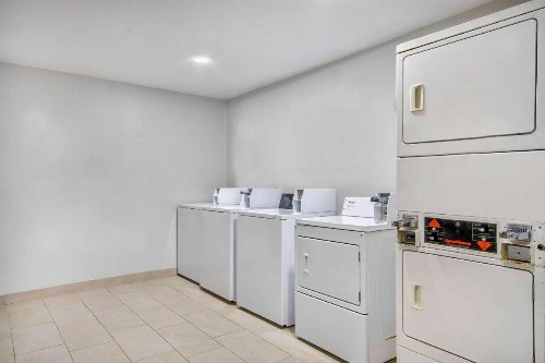 Americas Best Value Inn And Suites Texas City - image 25