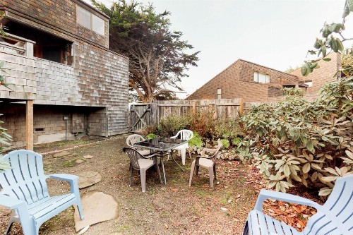 Thayer House - image 10