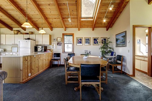 Noyes Retreat - image 10