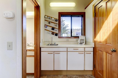 Noyes Retreat - image 4