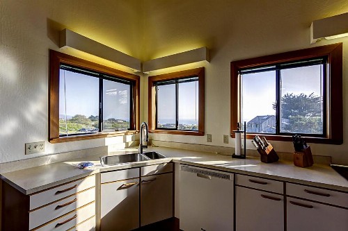 Noyes Retreat - image 9