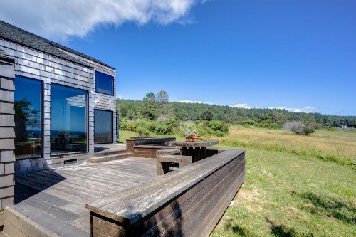 The Glass House - image 9