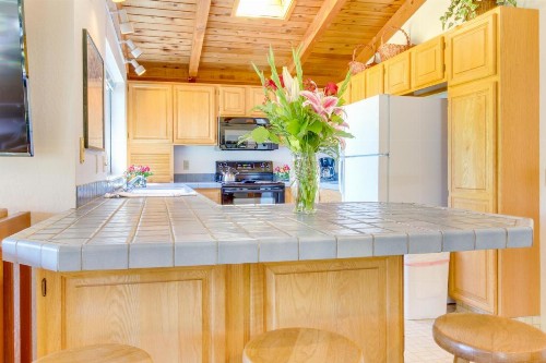 The Bobcat House - image 9