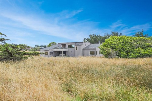 Meadow House - image 8