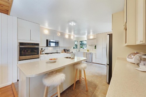 Tree House - image 9