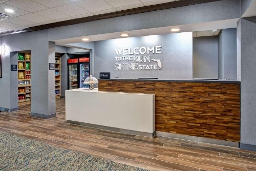 Hampton Inn & Suites Lady Lake/The Villages - image 4