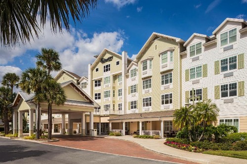 Waterfront Inn - image 4