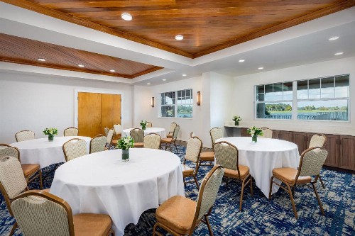 Waterfront Inn - image 48
