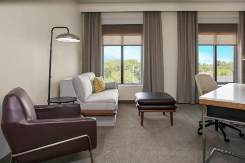 Courtyard by Marriott Thomasville Downtown - image 8